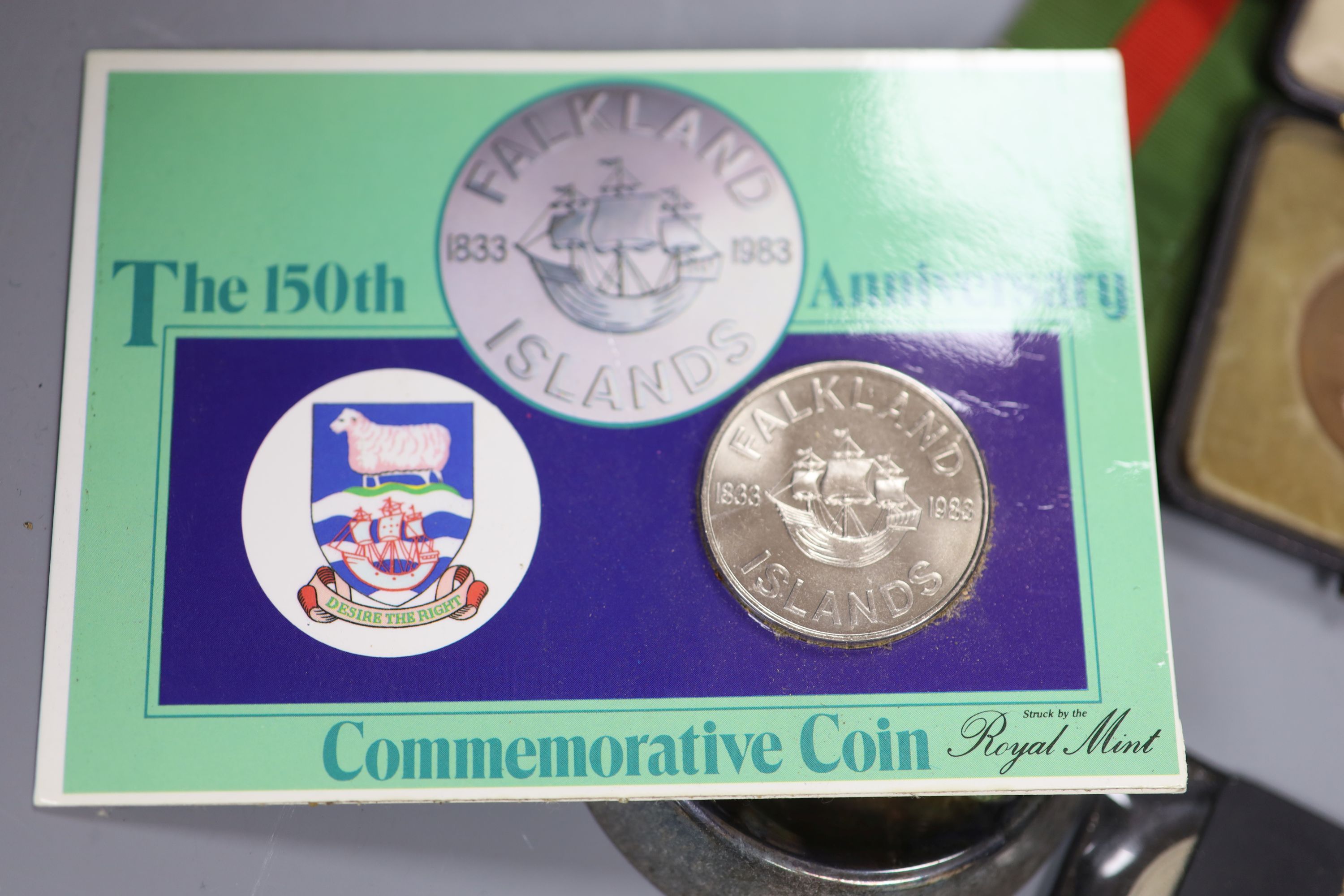 Sundry coins and medallions - Image 3 of 5