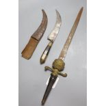 An 18th/19th century German hanger blade, overall length 45cm, and another dagger with horn