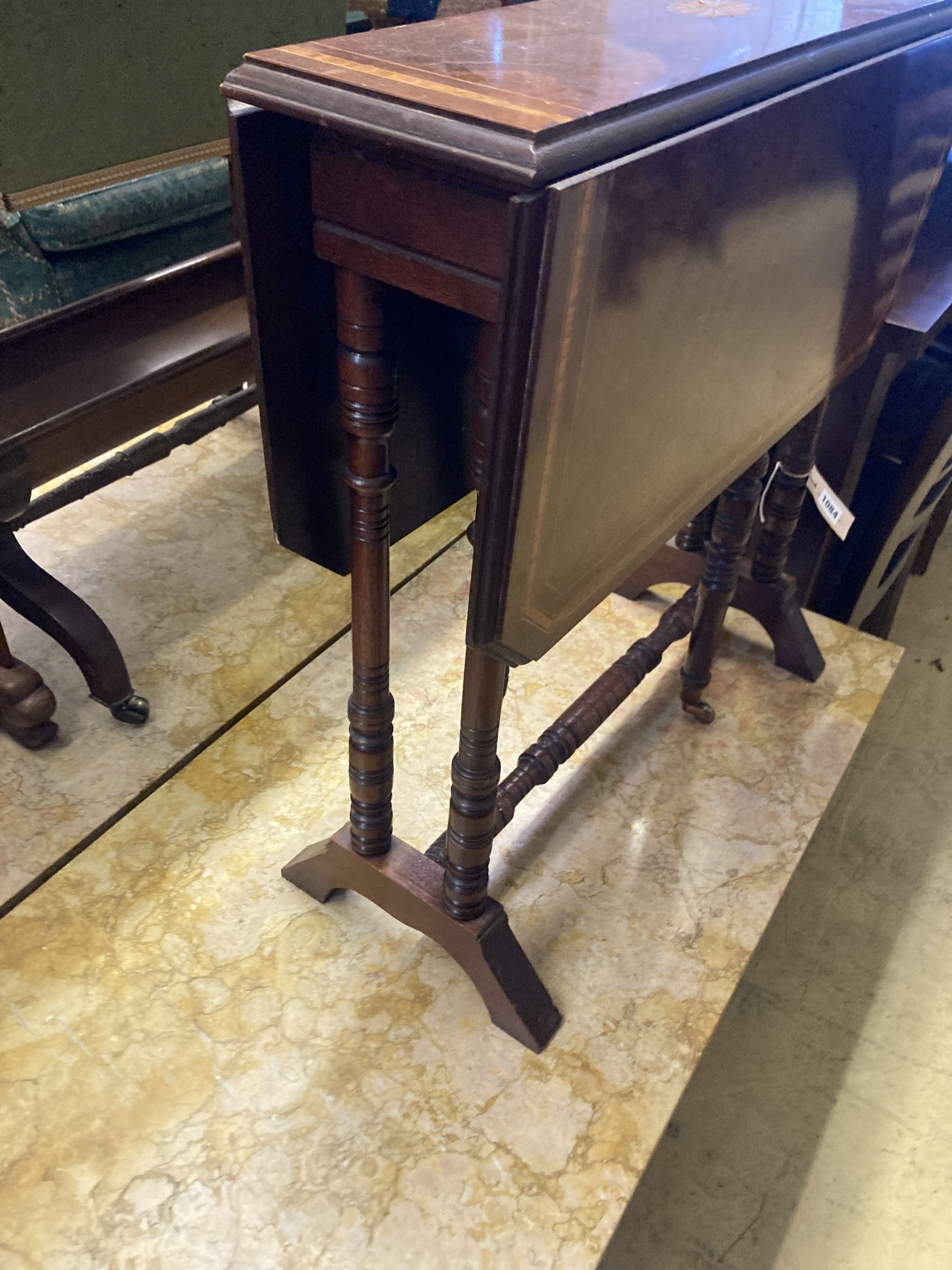 An Edwardian inlaid mahogany Sutherland table, width 60cm, depth 16cm, height 61cm - Image 3 of 4