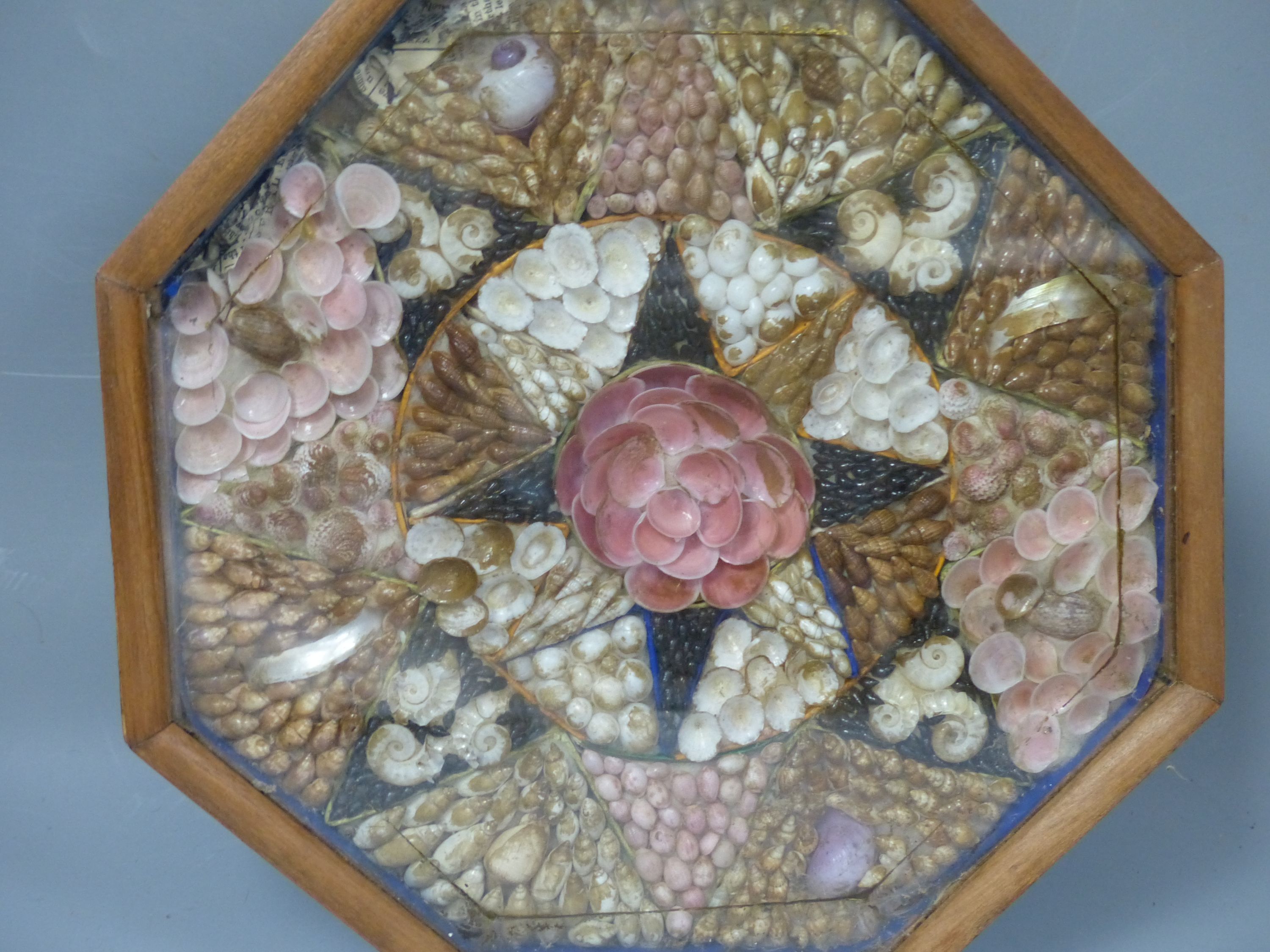 A Victorian framed sailors shell mosaic picture, octagonal frame, overall 25cm - Image 2 of 3