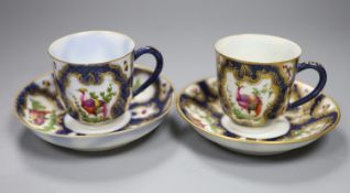 A pair of Samson copies of First Period Worcester porcelain cups and saucers, height 6cmCONDITION: