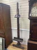 An early 20th century artist's studio easel, height 205cm