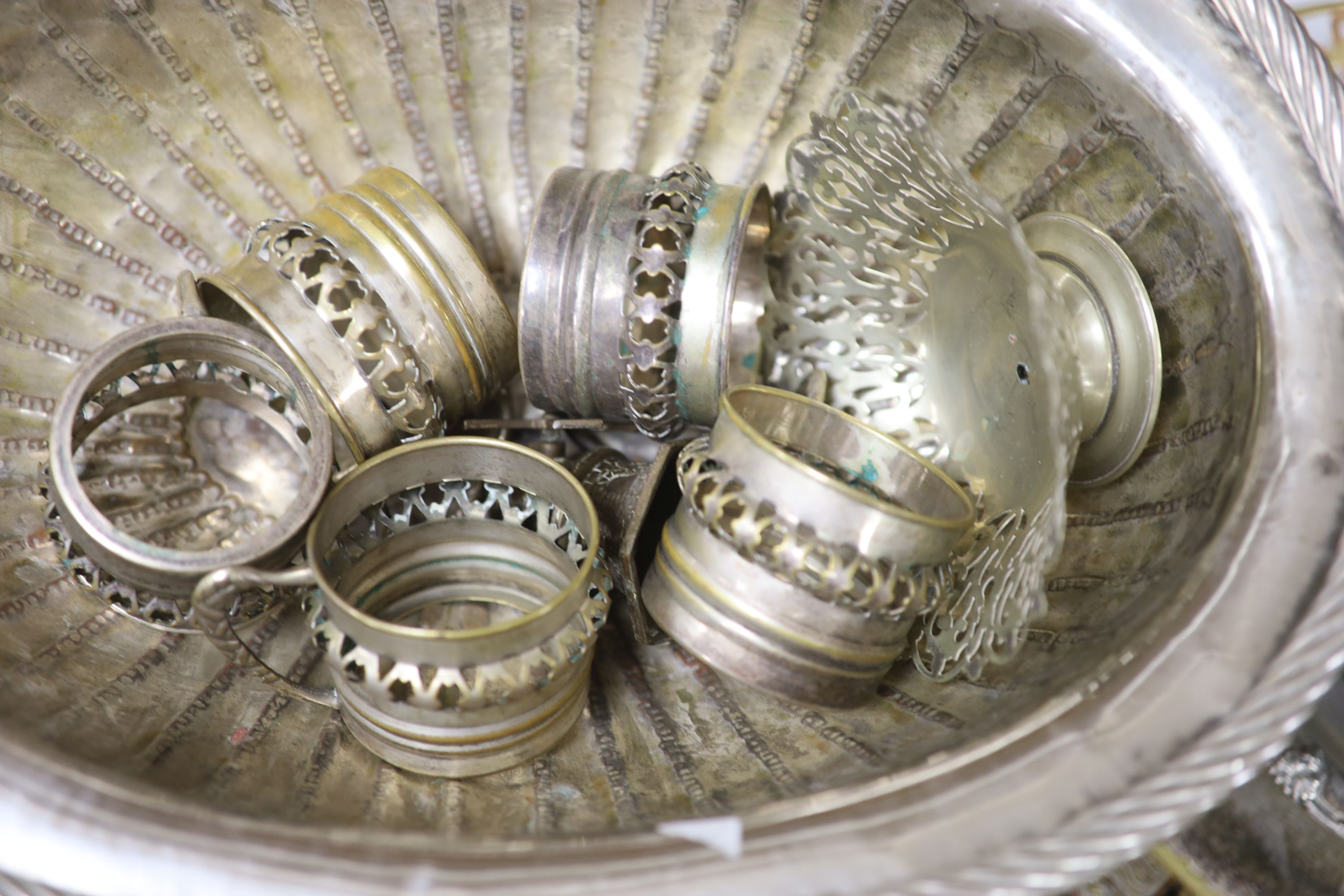 A quantity of mixed plated wares - Image 5 of 5