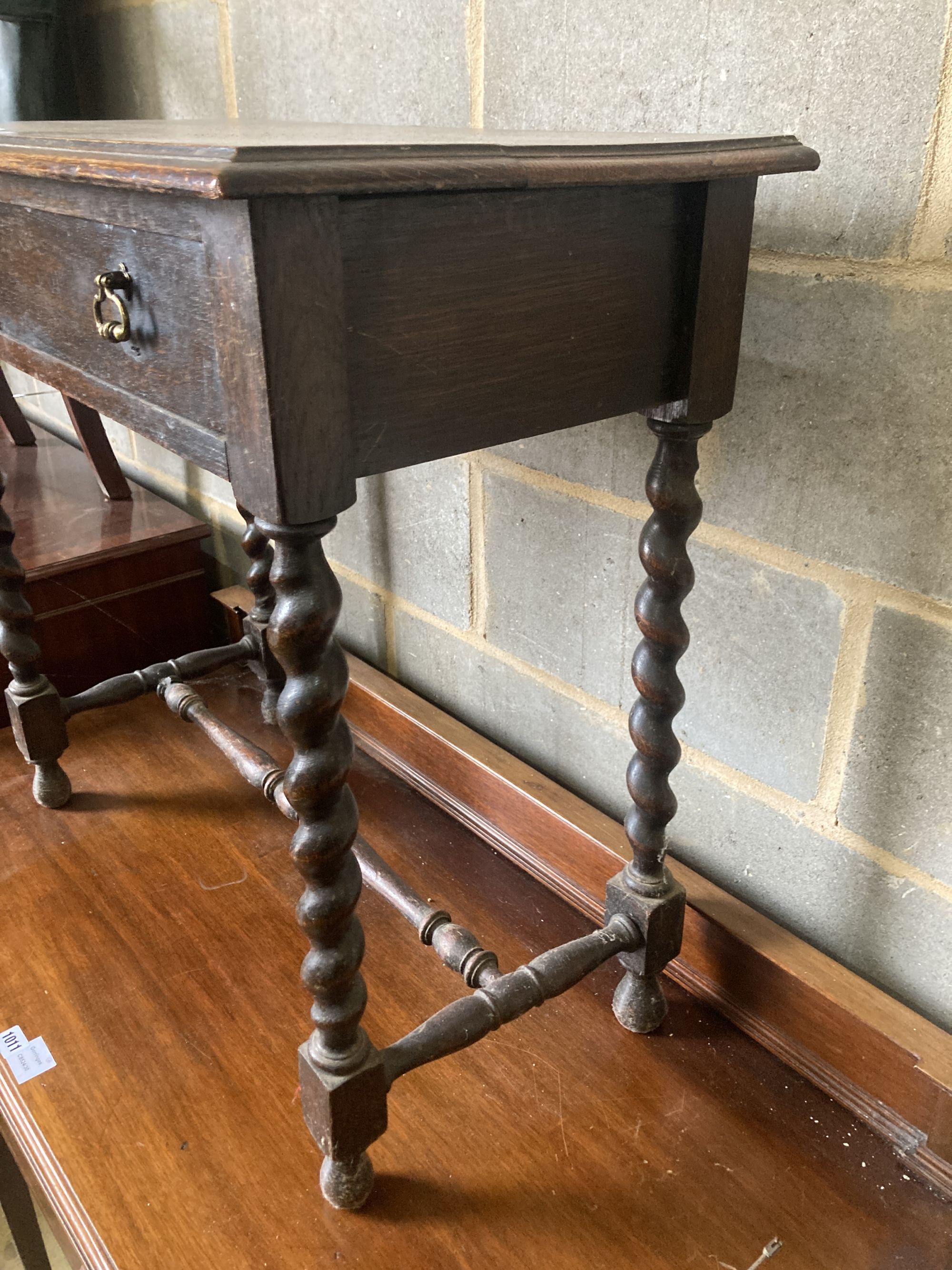 A 17th century style oak side table, width 76cm, depth 40cm, height 73cm - Image 3 of 4