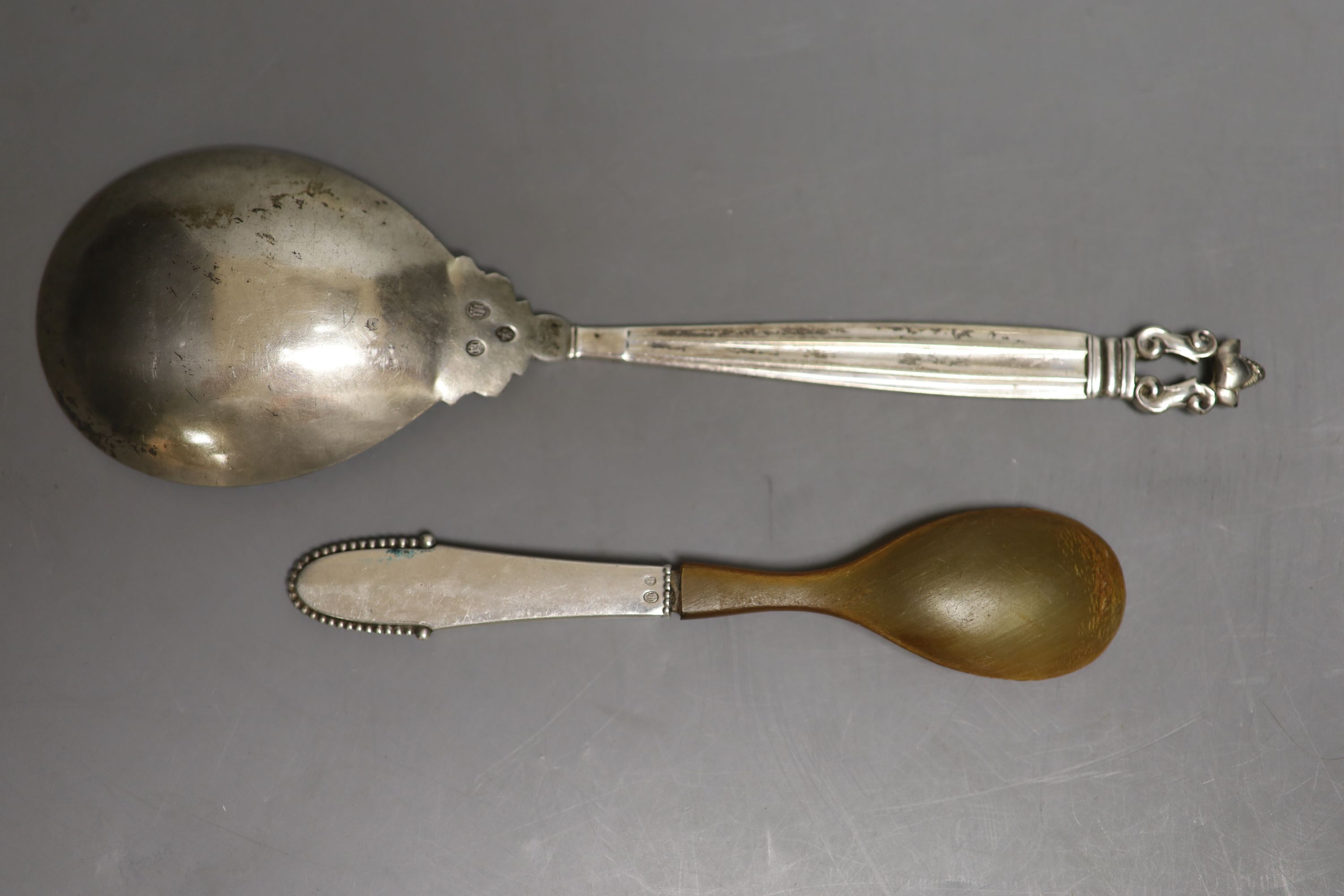 A 1920's Georg Jensen sterling Acorn pattern serving spoon, 23cm and one other Jensen spoon with - Image 2 of 3