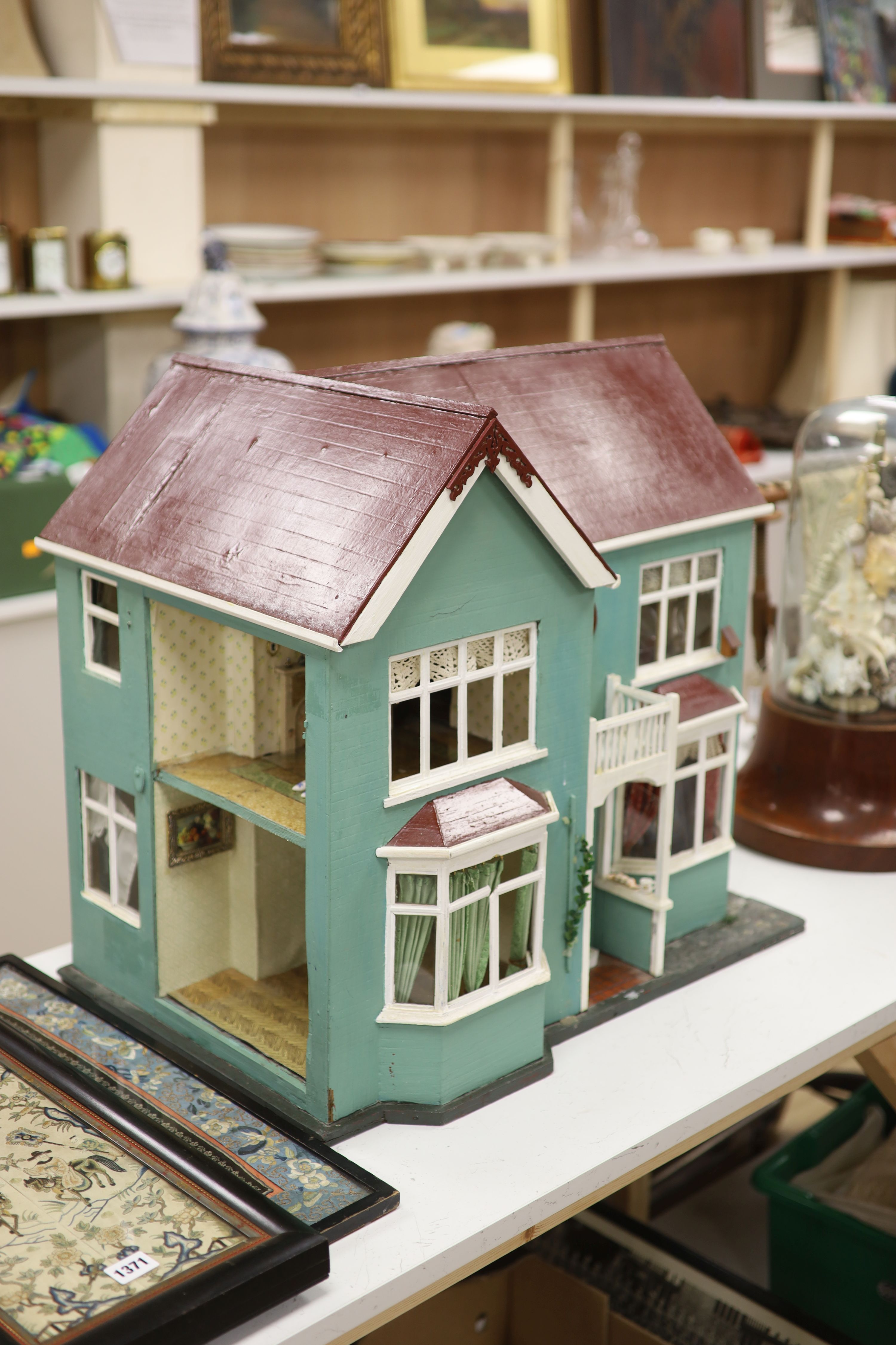 A 1940's doll's house, with contents from Compton Verney Warwickshire, width 63cm height 60cm - Image 2 of 6