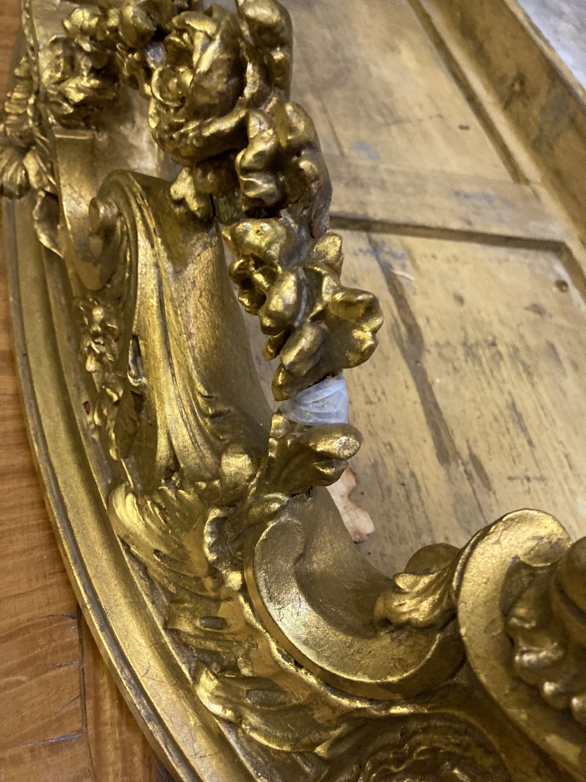 An 18th century style giltwood and gesso marble top console table, width 104cm, depth 48cm, height - Image 3 of 5