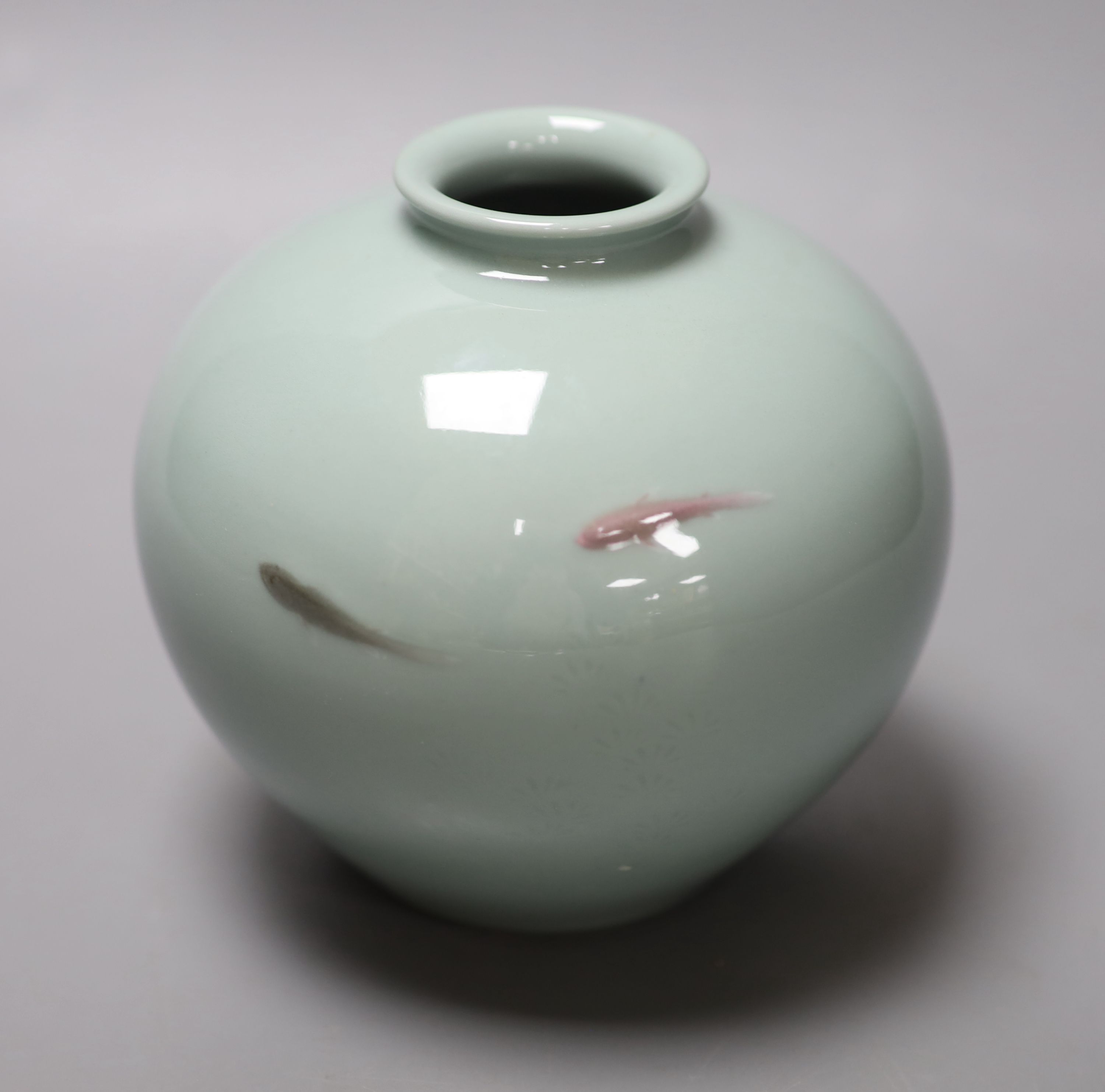 A Japanese celadon jar with fish and a Nabeshima style dish, both 1900, diameter 20cm - Image 4 of 5