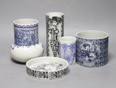 Bjorn Wiinblad. Five pieces of Nymolle Danish ceramics