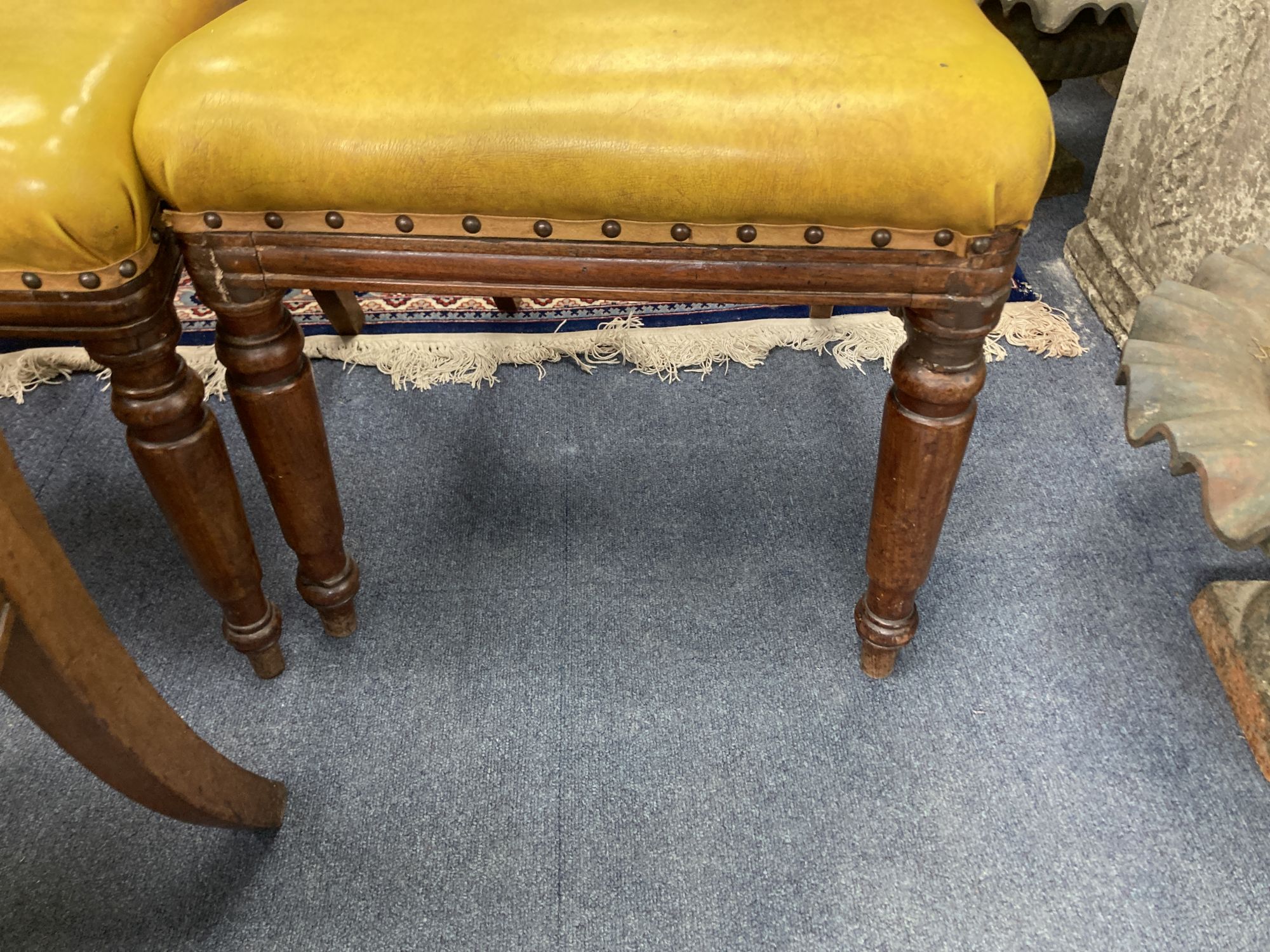 A set of six early Victorian mahogany dining chairs, two with arms - Image 4 of 5