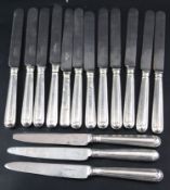 A harlequin set of fifteen mainly George IV silver handled table knives, approx. 27cm.CONDITION: