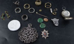 Assorted minor costume jewellery including rings, brooch, earrings etc. and a late Victorian