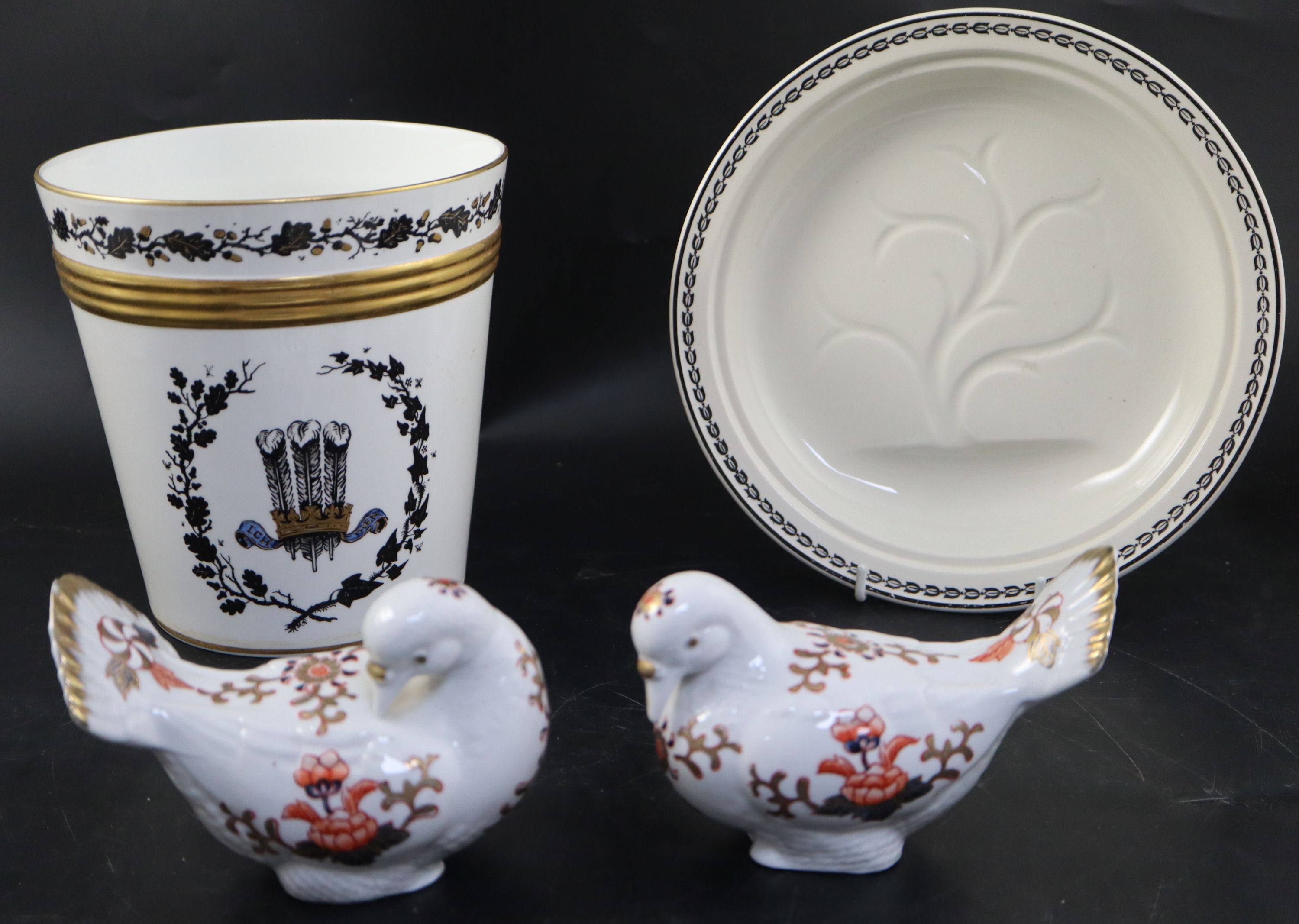 A group of assorted ceramics including a Royal Worcester coffee set and a Caverswall Highgrove - Image 16 of 23