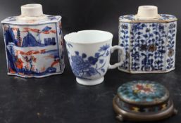 Two 18th century Chinese porcelain tea caddies, a cup and a Ming enamelled bronze lidCONDITION: -