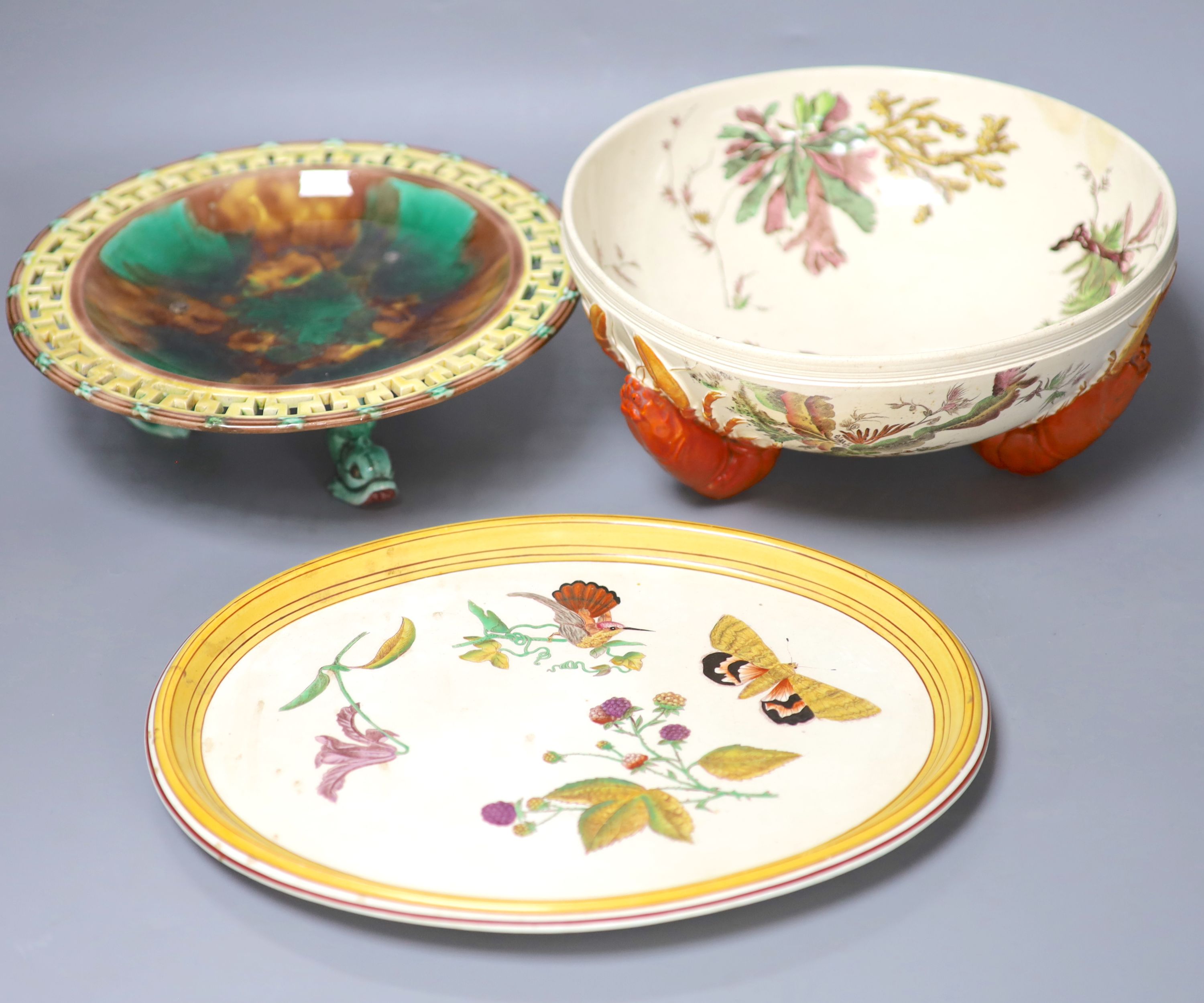 A Wedgwood majolica dolphin footed dish, a lobster footed bowl and an oval tray (3)