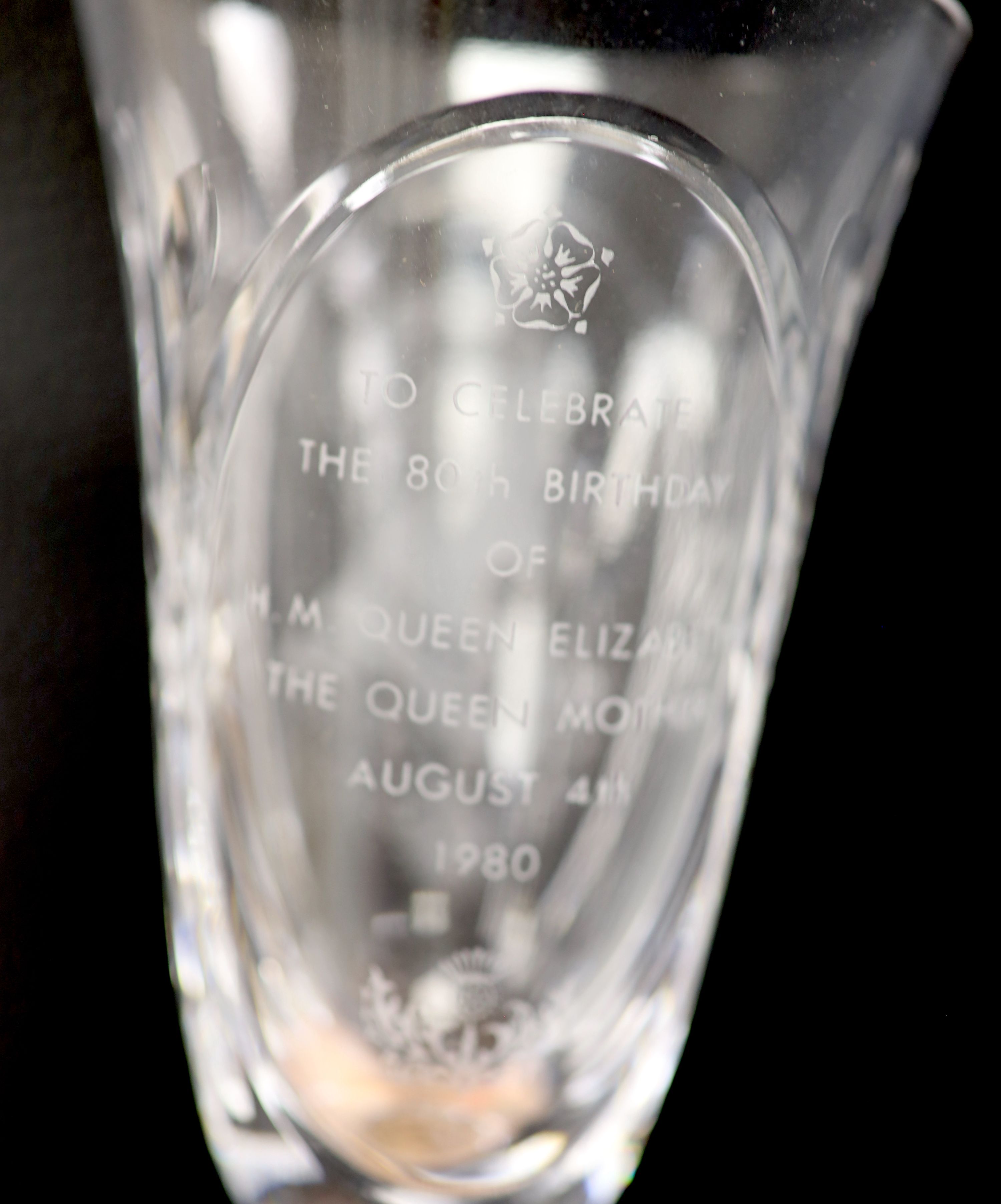 Twelve commemorative glass goblets - Image 3 of 5