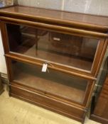 A Globe Wernicke & Co Ltd mahogany two section bookcase, length 86cm, depth 30cm, height 98cm