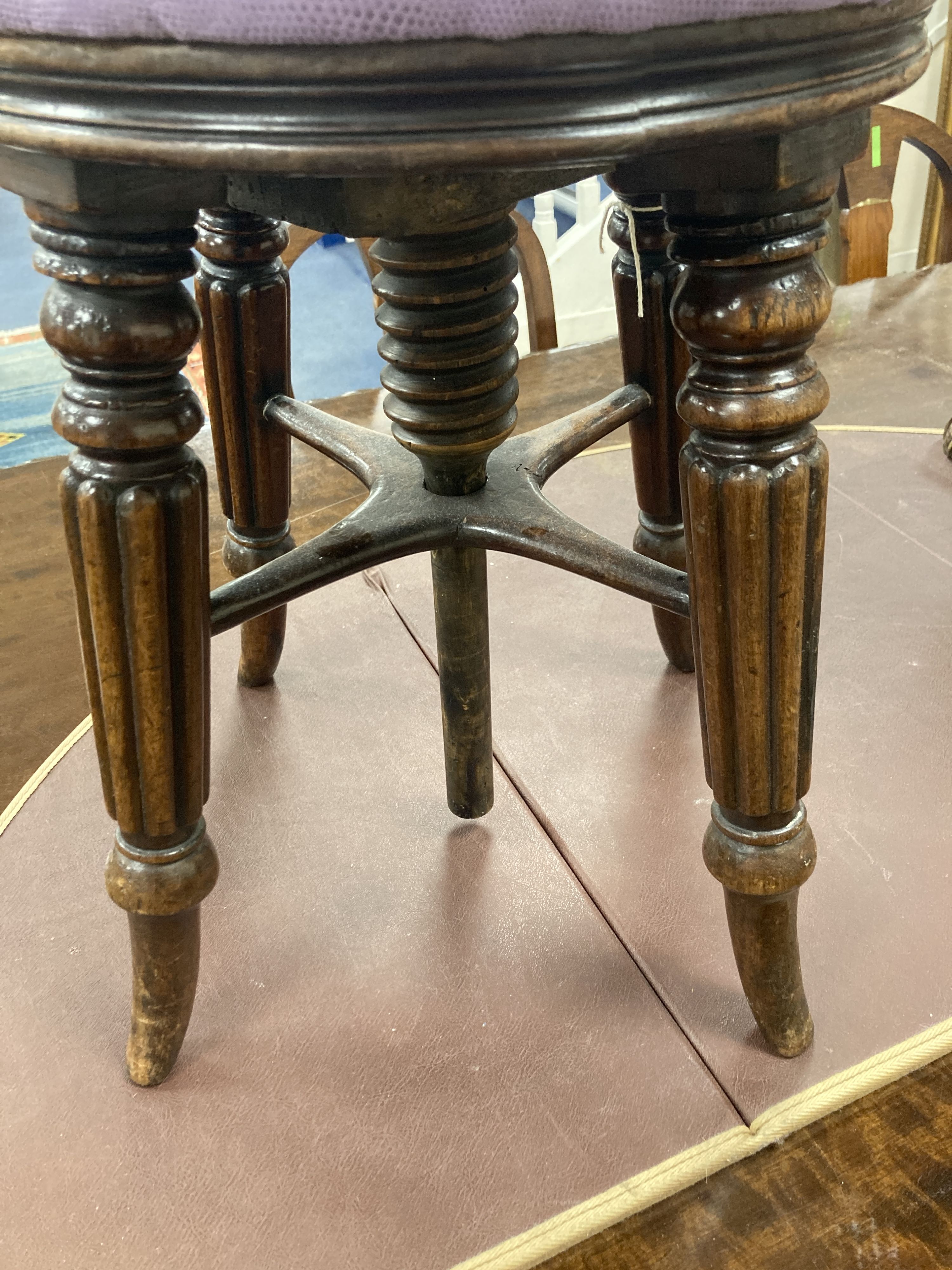 A Regency mahogany adjustable piano stool, 33cm diameter, height 45cm - Image 3 of 4