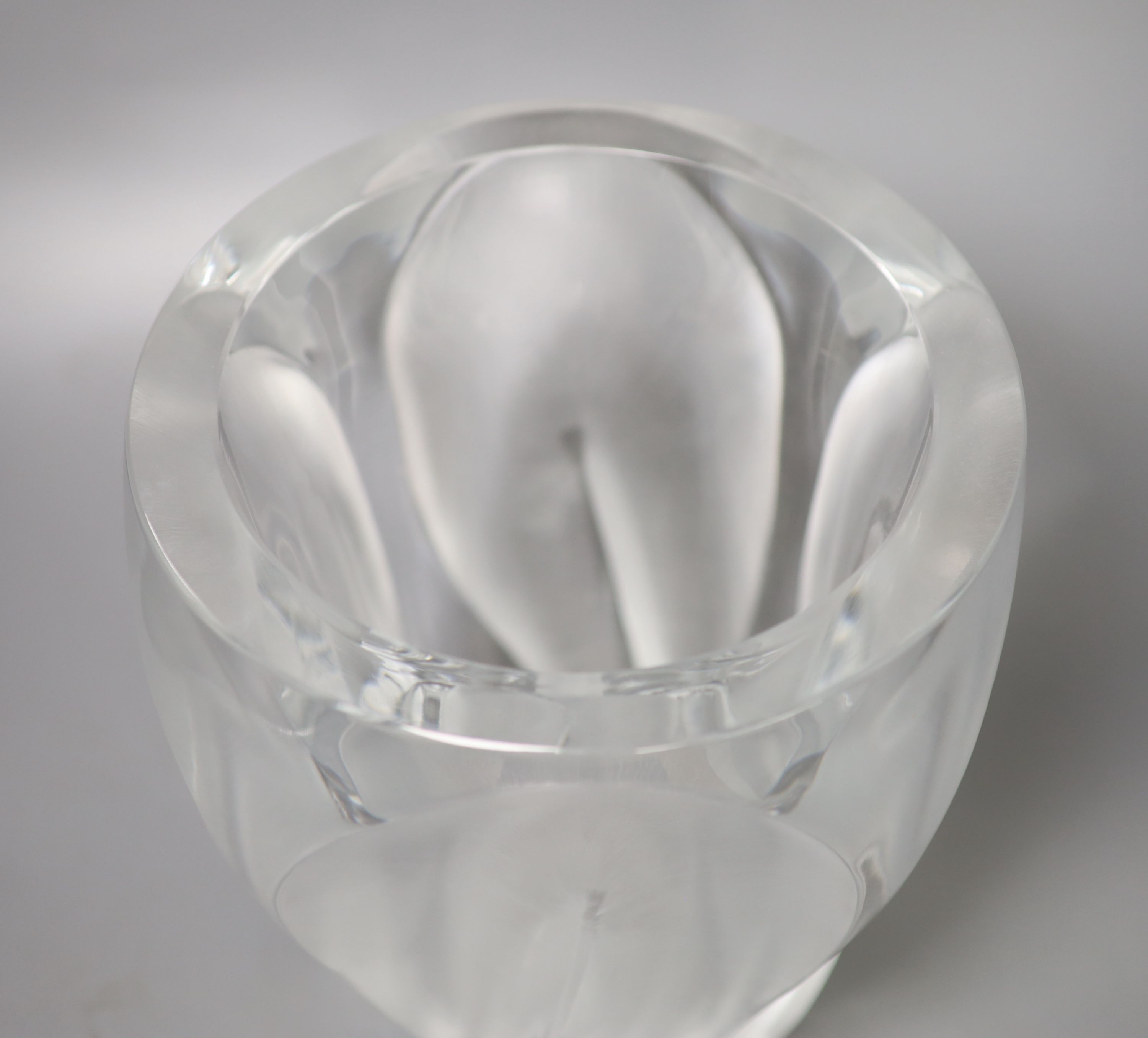 A Lalique France glass vase, height 26.5cm - Image 3 of 4