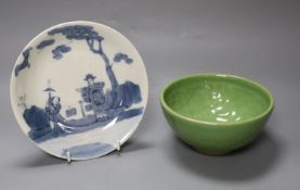 A Chinese blue and white dish, diameter 18cm, and a green glazed bowl