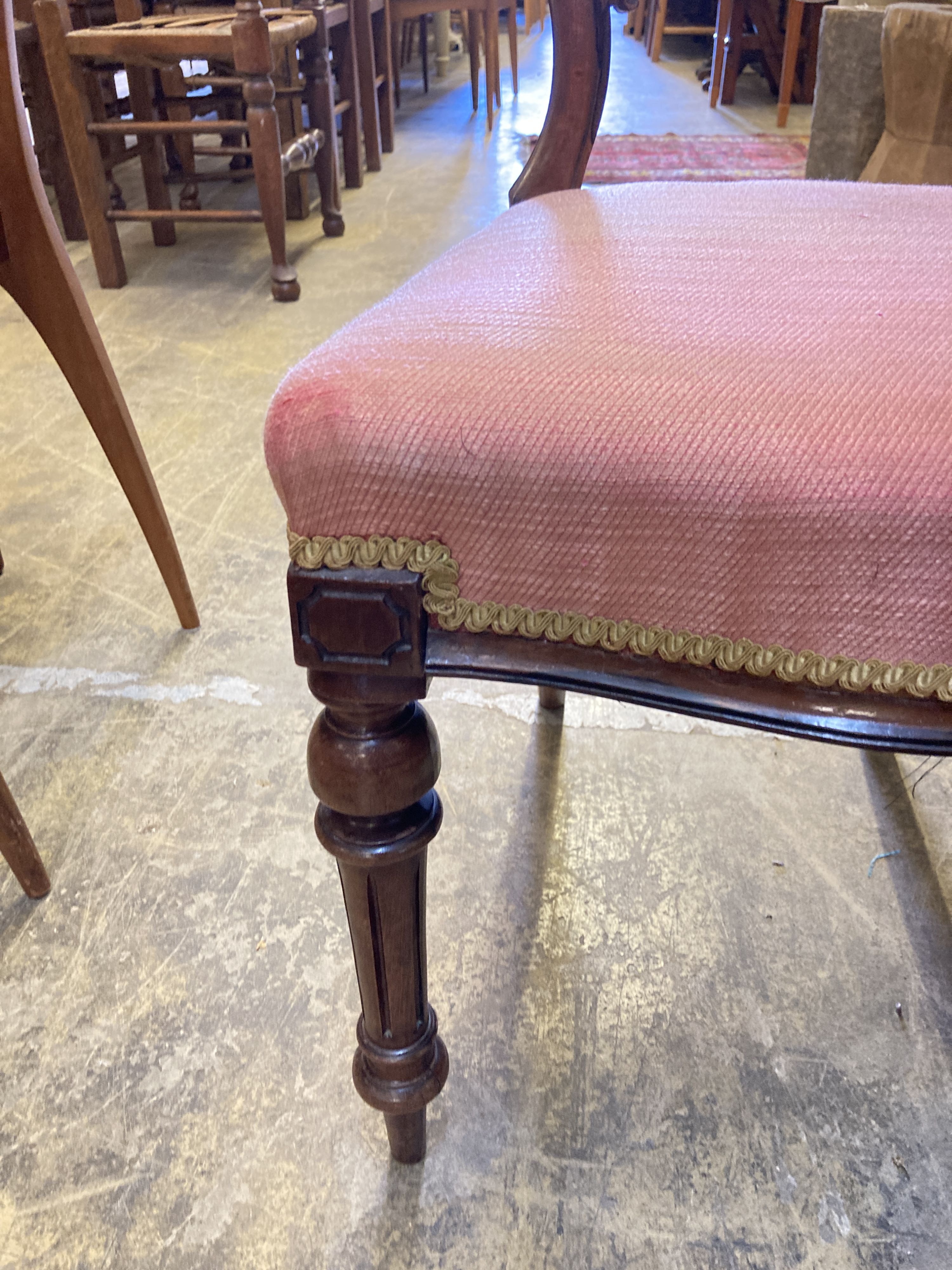 A set of six Victorian rosewood spoon back dining chairs - Image 3 of 3