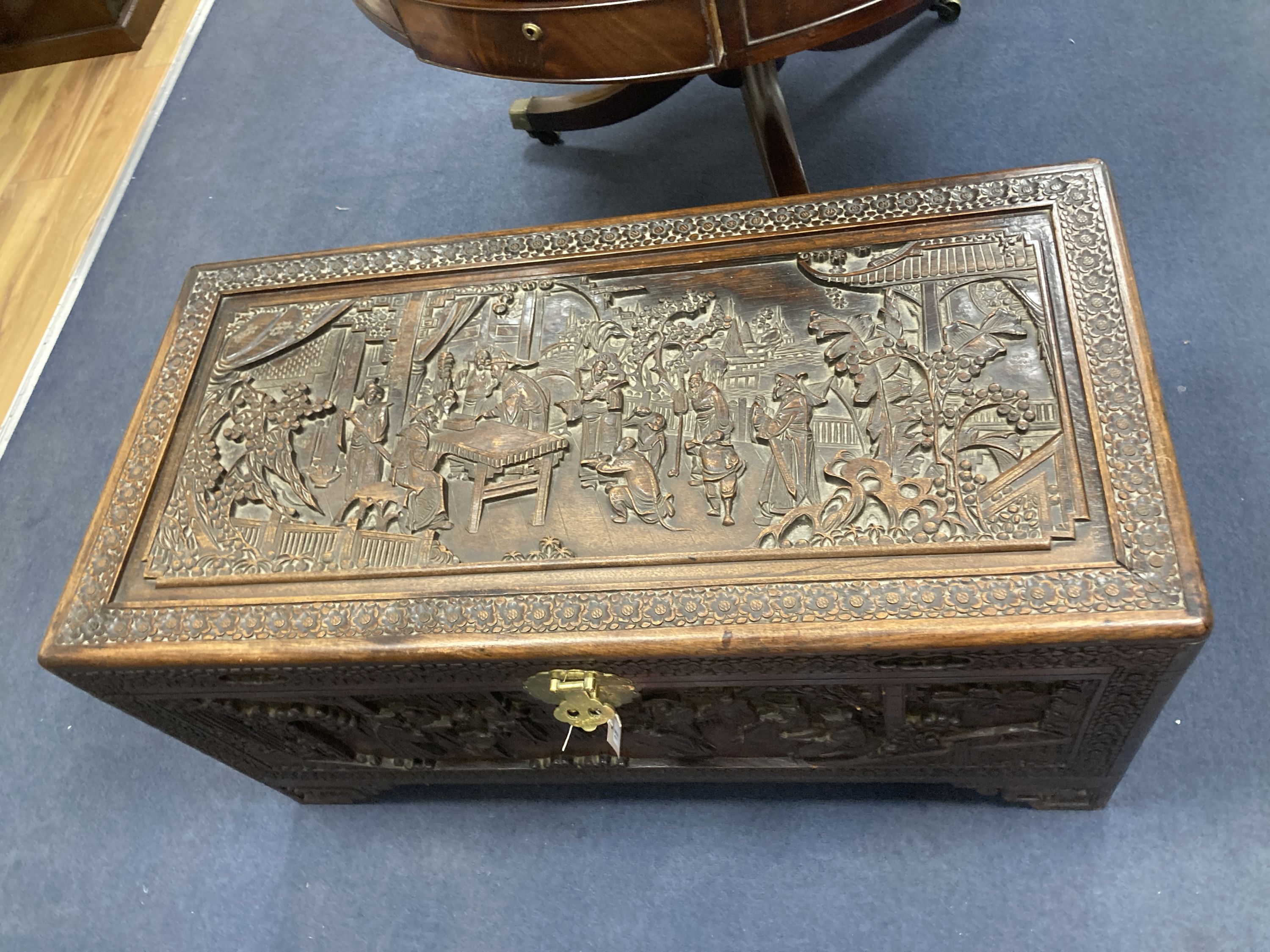 A carved camphorwood blanket box, length 101cm, depth 50cm, height 50cm - Image 2 of 5