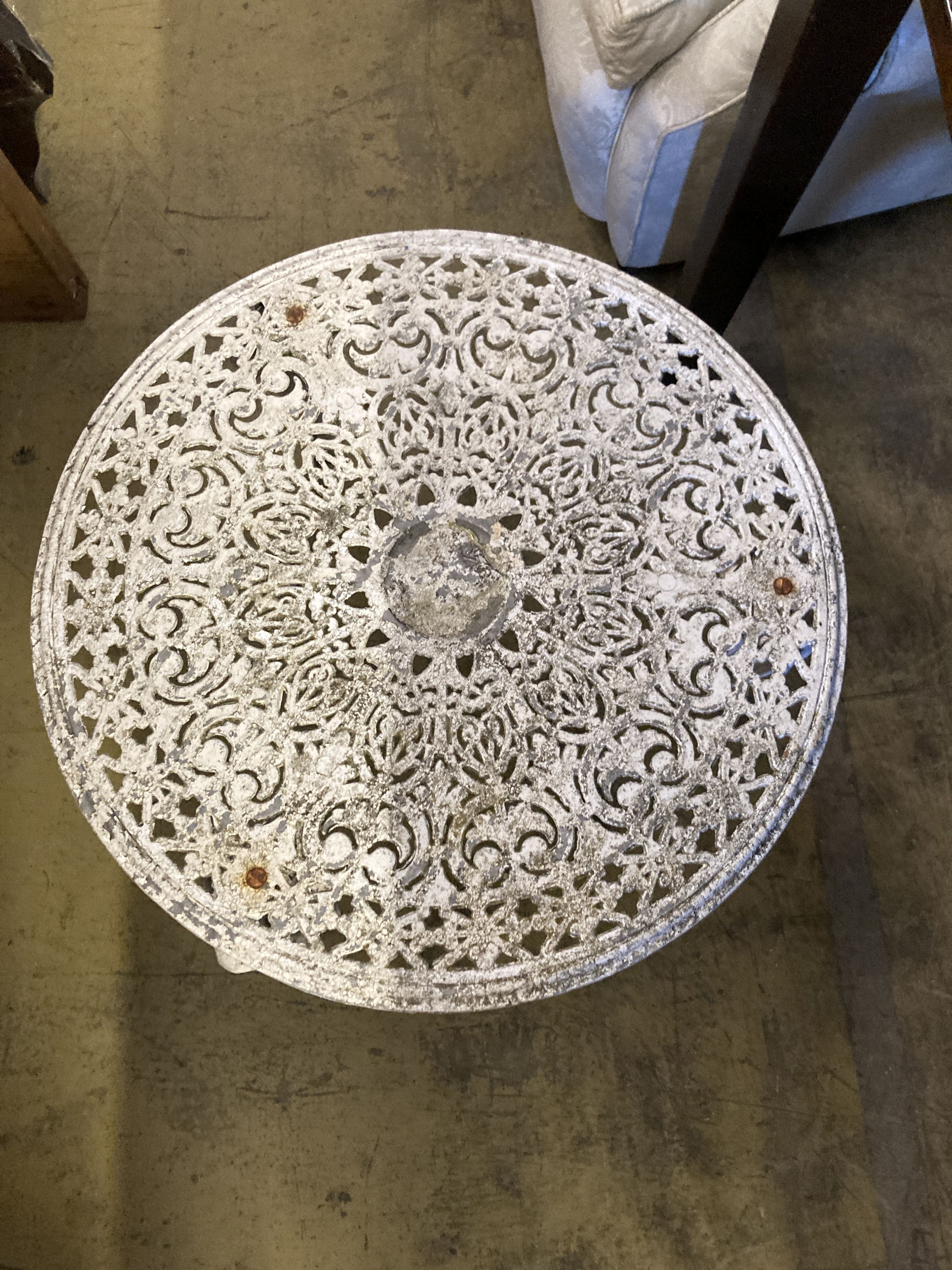 A pair of painted circular aluminium garden tables, larger 61cm diameter, height 44cm - Image 4 of 5