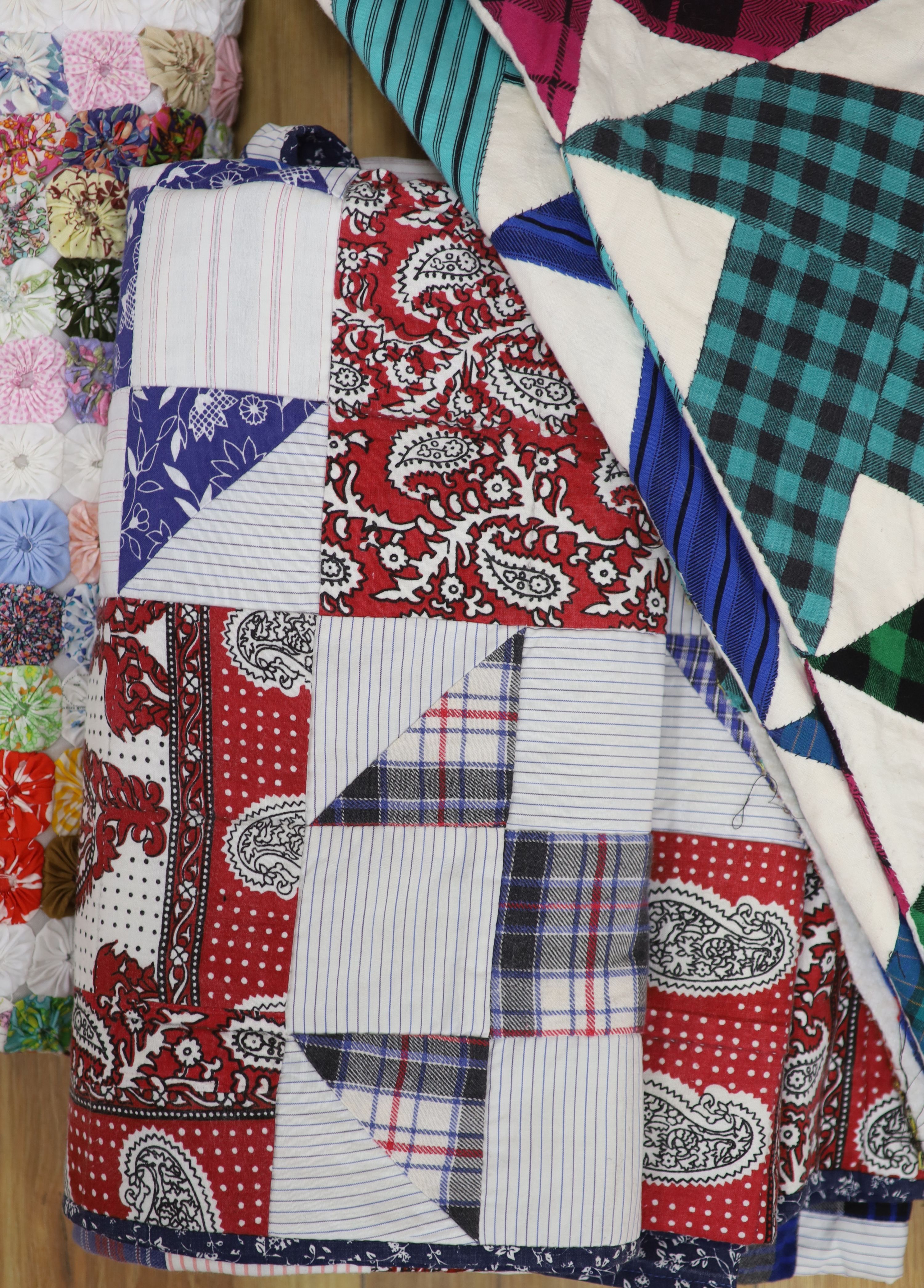 Four modern quilts - Image 3 of 5