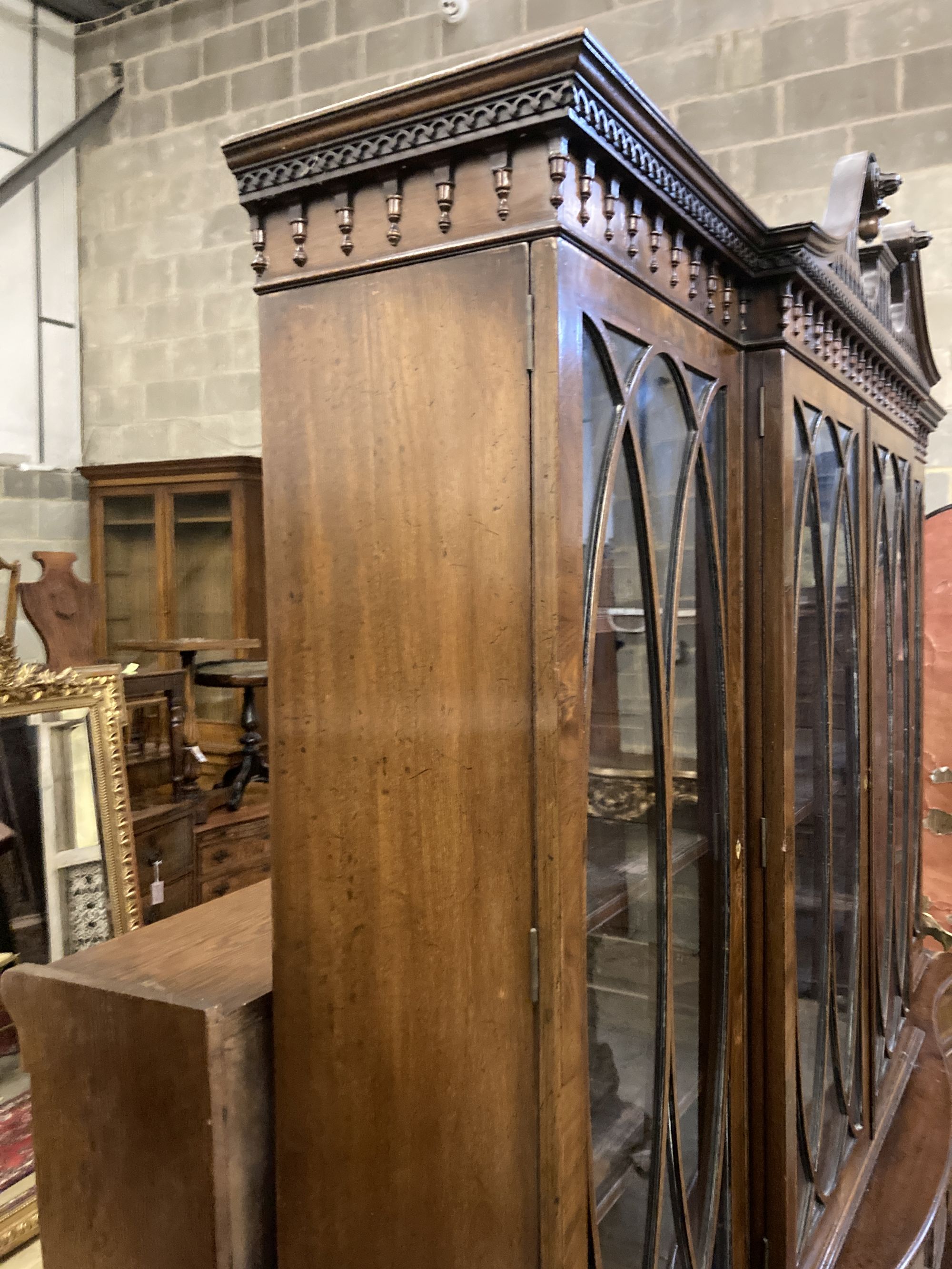 A George III style mahogany and walnut banded breakfront bookcase, with pierced broken swan neck - Image 4 of 5