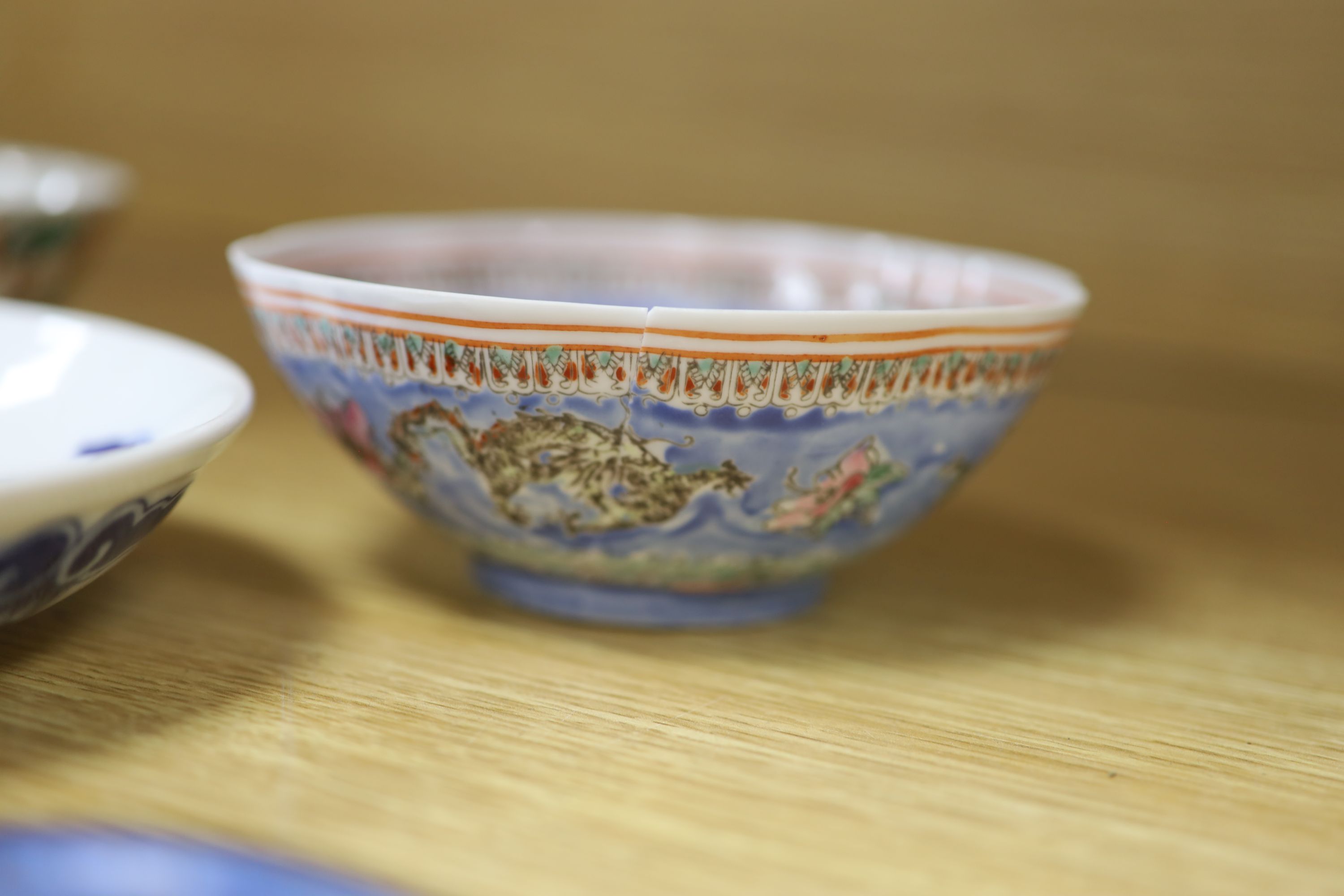 A quantity of Chinese and Japanese ceramics, including a blue and white 'dragon' dish, a Cantonese - Image 7 of 8