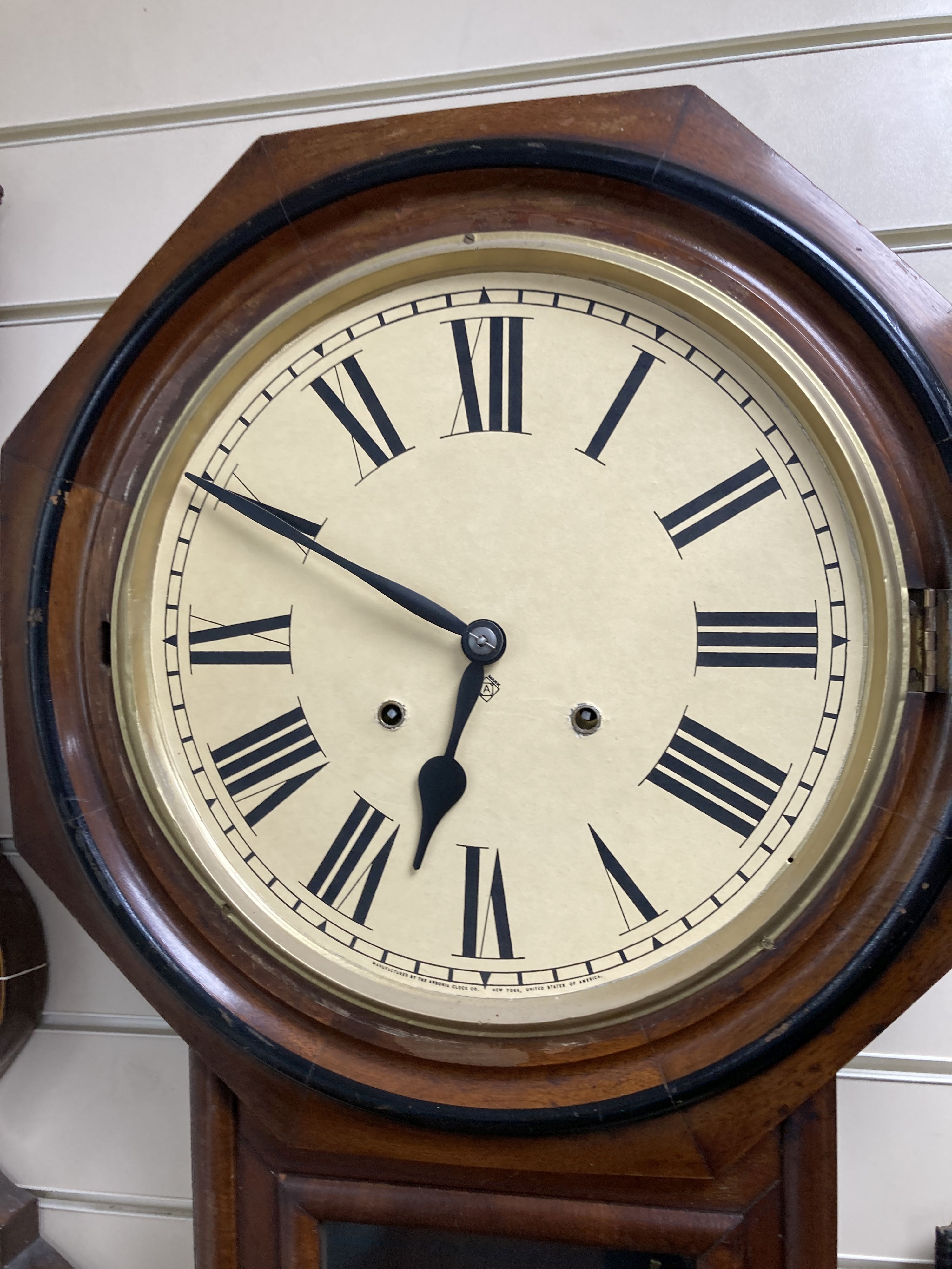 A 19th century American wall clock, height 80cm - Image 4 of 4