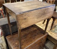 A George III provincial mahogany Pembroke table, with drawer, width 76cm, depth 52cm, height 73cm