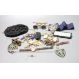 Assorted jewellery etc. including a gentleman's early 20th century 9ct gold wrist watch, two