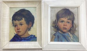 Jeanne Biandsma (1902-1992), 2 oils on canvas, Portraits of children, 28 x 22cm