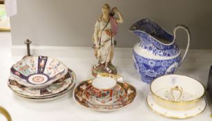 A group of Worcester, Newhall etc Japan pattern dessert wares and tea cup, a pearlware figure of