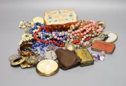 A small group of assorted costume jewellery.