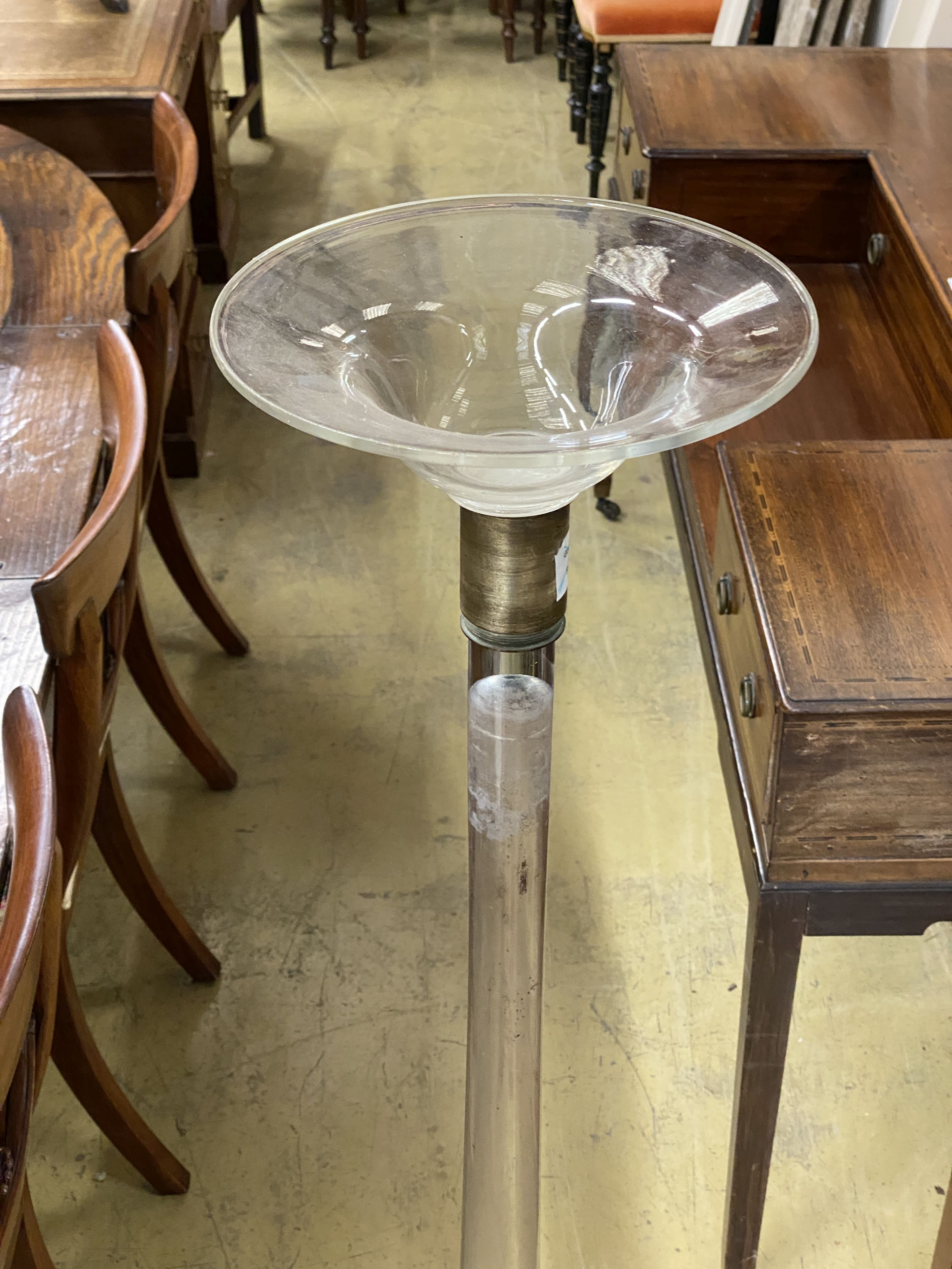 A tall fluted glass vase, height 142cm, width 27cm - Bild 2 aus 3