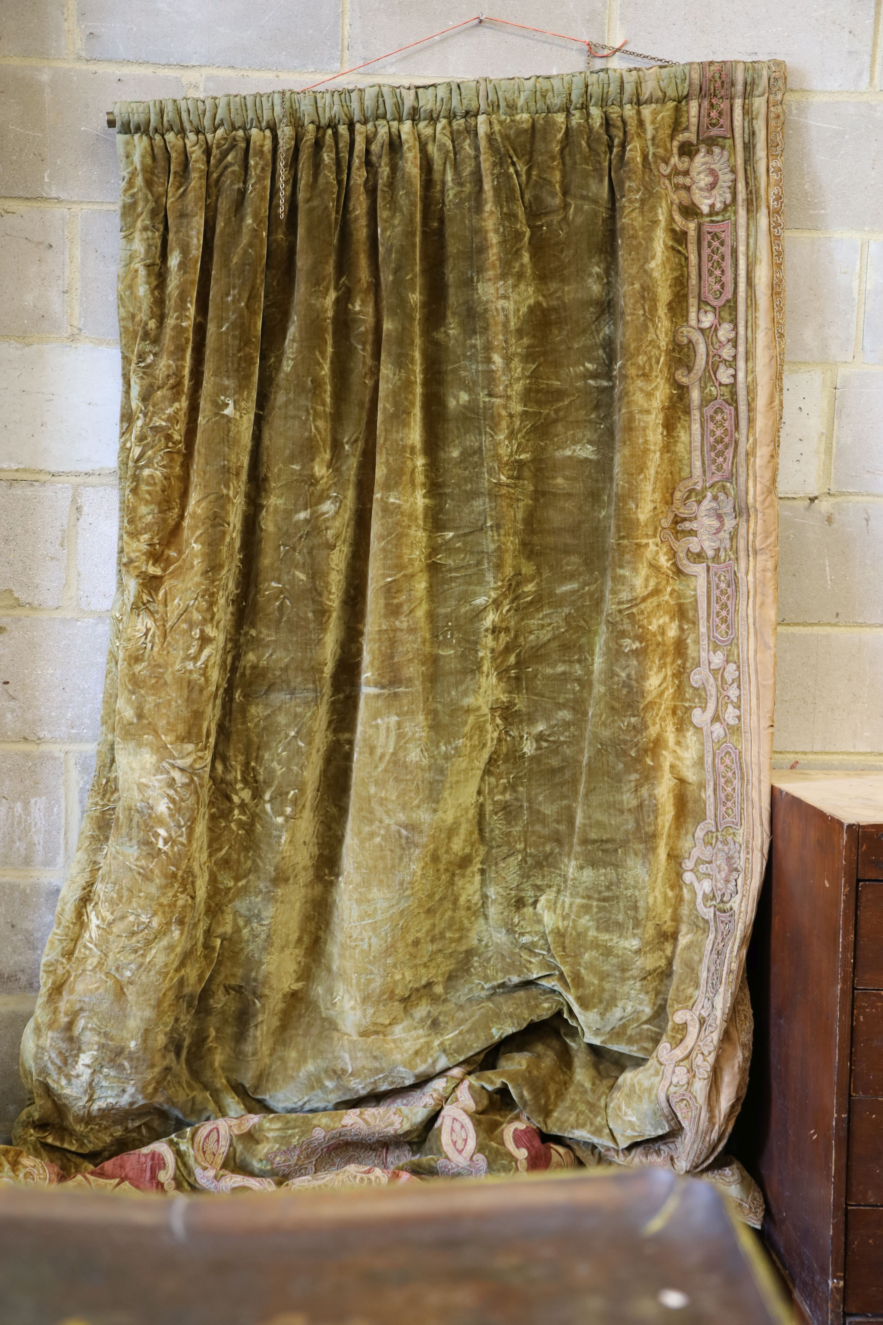 A pair of olive green velvet curtains with brocade border, length 260cm, width 155cm - Image 2 of 3