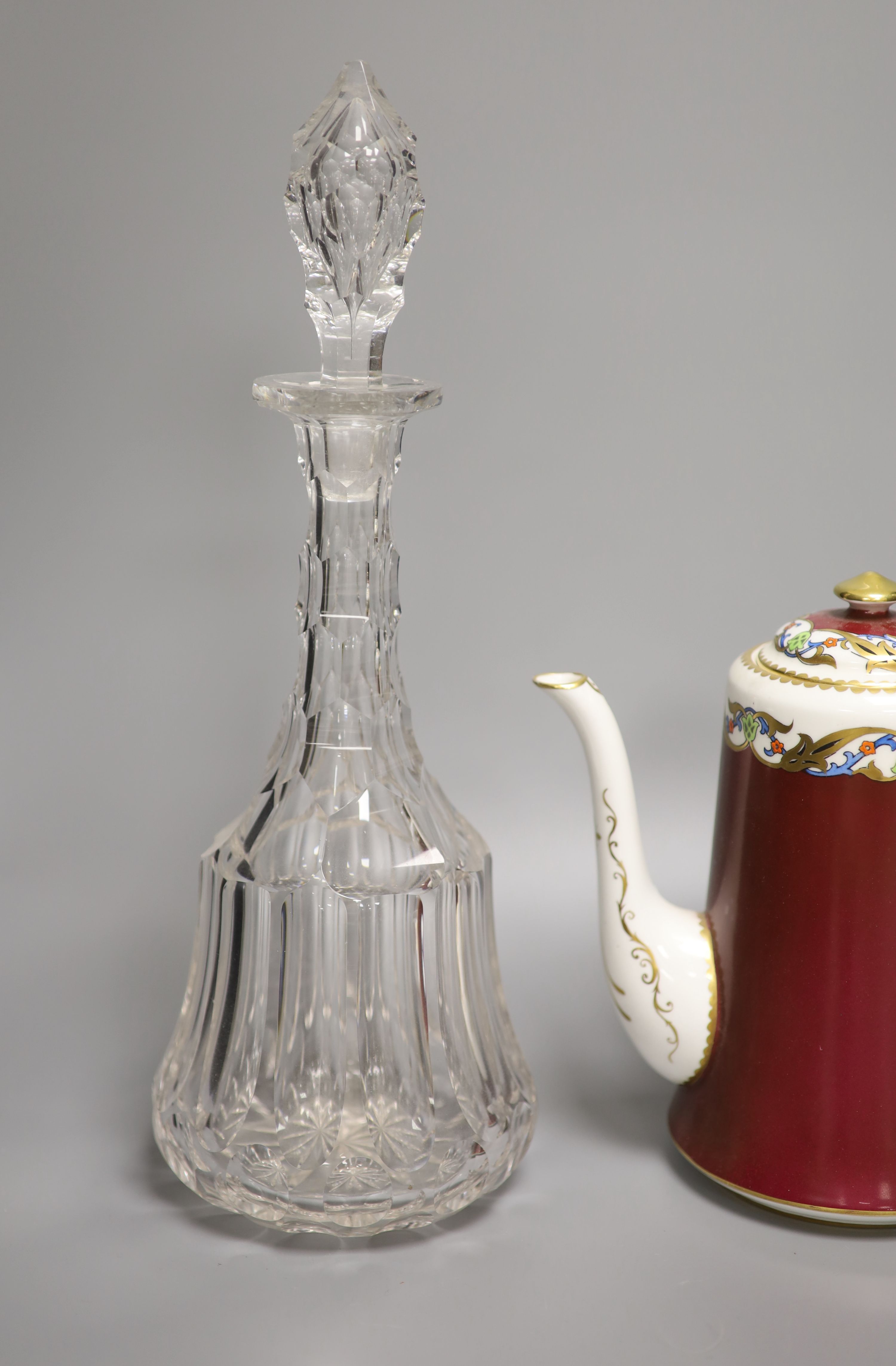 A Royal Albert coffee service and a pair of cut glass decanters - Bild 6 aus 6