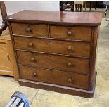 A Victorian mahogany chest of drawers, width 121cm, depth 54cm, height 107cm