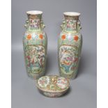 A pair of early 20th century Cantonese export famille rose vases, height 31cm, with a similar box