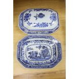 Three Chinese export blue and white meat dishes and a similar cover, Qianlong period, widest 33cm