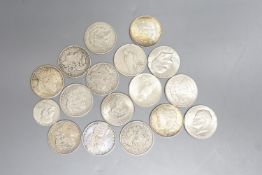 A group of US Morgan dollars and later dollars (17)