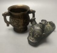 Two Chinese bronze censer, height 11cm and a beast