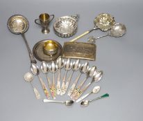 A George V silver sifter spoon and a quantity of assorted white metal items, including a Tiffany &