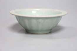 A Chinese Longquan style celadon twin fish dish, diameter 15.5cm