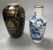 Two Chinese vases, Qing period, tallest 22cm