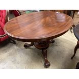 A Victorian mahogany oval centre table, width 120cm, depth 90cm, height 74cm