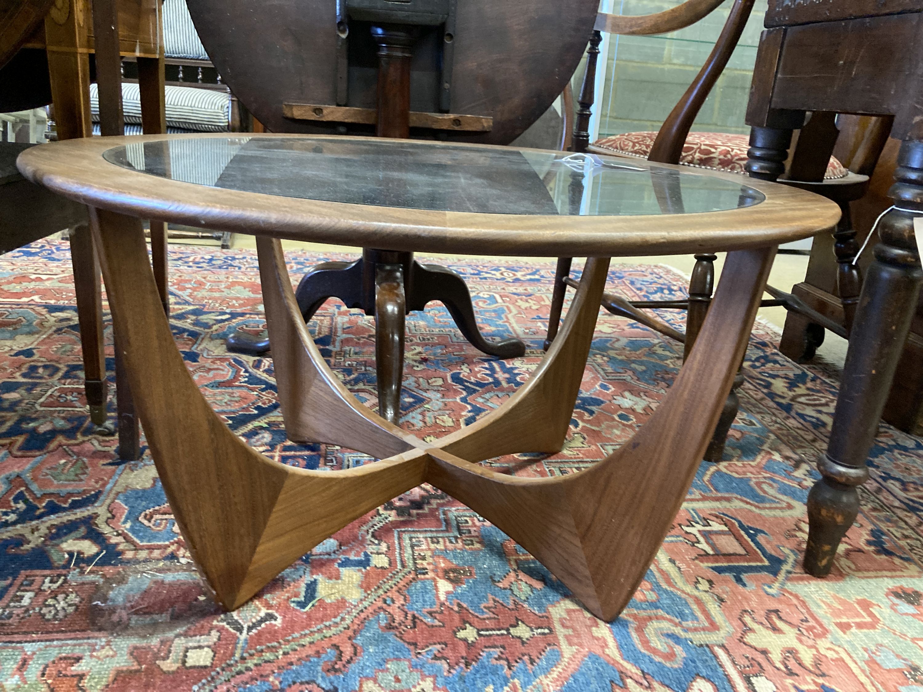 A G Plan circular glass top teak coffee table, diameter 84cm, height 45cm - Image 3 of 3