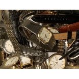 Twenty one assorted modern Seiko quartz wrist watches and a similar Avia watch.